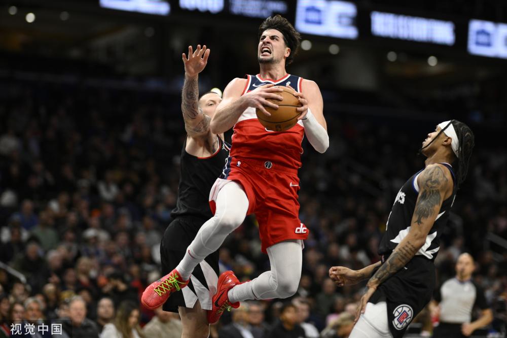 年轻的法国 年轻的法国