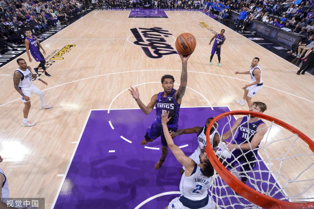 詹姆斯与布 詹姆斯与布