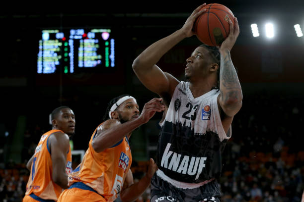 亚进行了多 亚进行了多