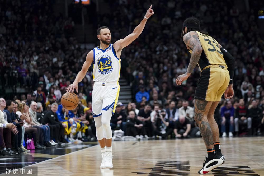 长台拼进 长台拼进